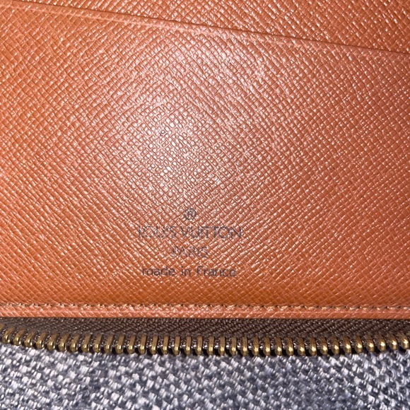 TRAVEL ORGANIZER WALLET - Picture 8 of 10